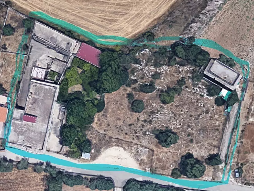 Immagine 9 di Locale commerciale in vendita  in SR3 18 a Siracusa