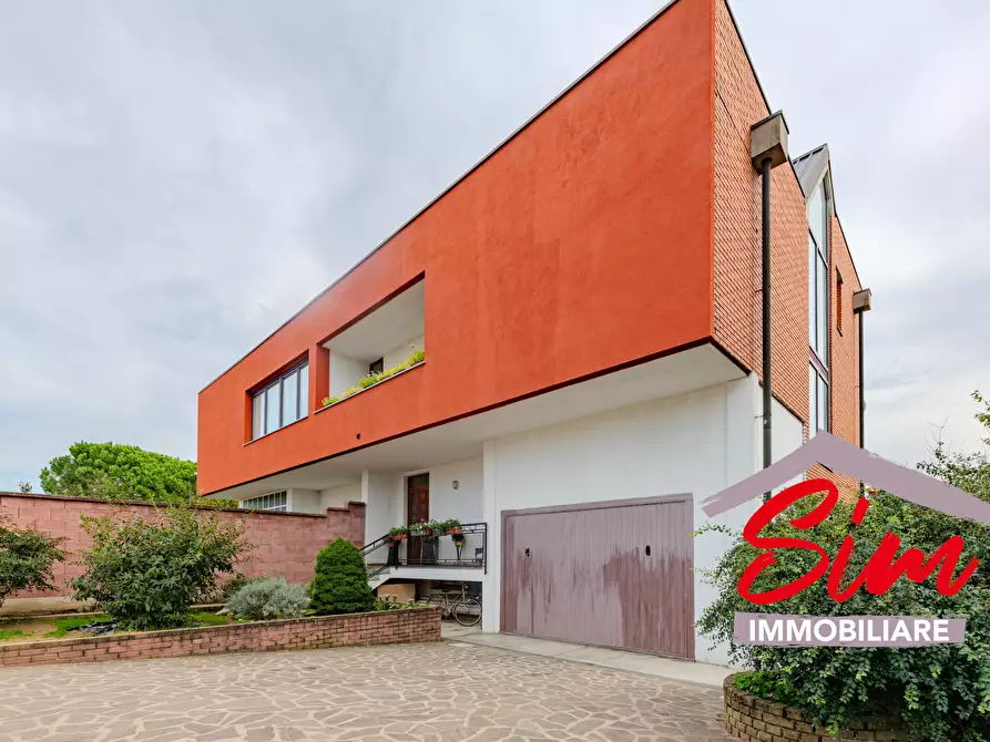 Immagine 8 di Villa in vendita  in Via Roncaglione snc a Casalino