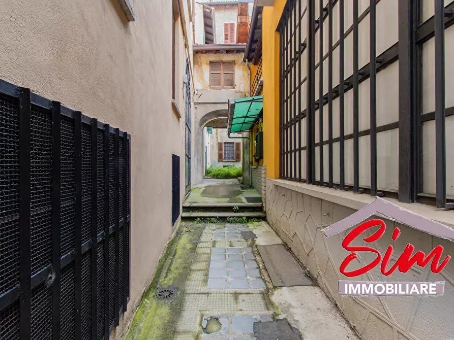 Immagine 22 di Locale commerciale in vendita  in Via Fratelli Rosselli sn a Novara