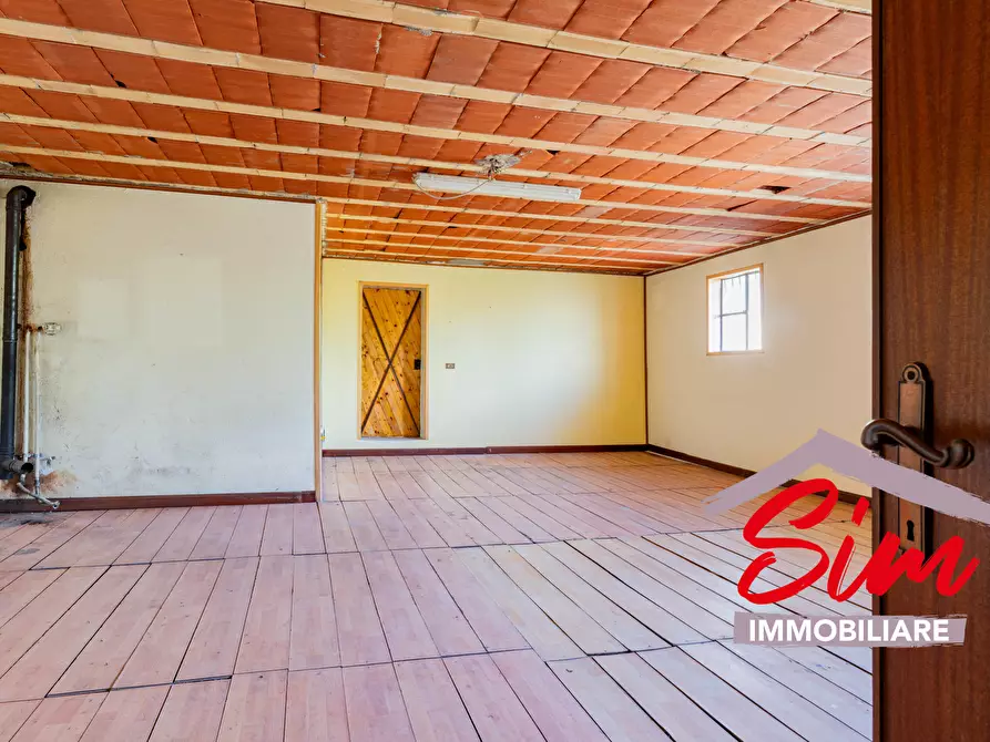 Immagine 24 di Villa in vendita  in Via C. Minoretti snc a Carpignano Sesia