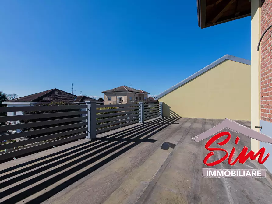 Immagine 20 di Villa in vendita  in Viale Roma sn a Casaleggio Novara