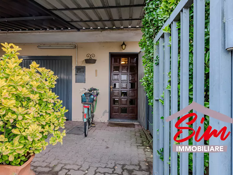 Immagine 10 di Villetta a schiera in vendita  in verdi snc a Tornaco