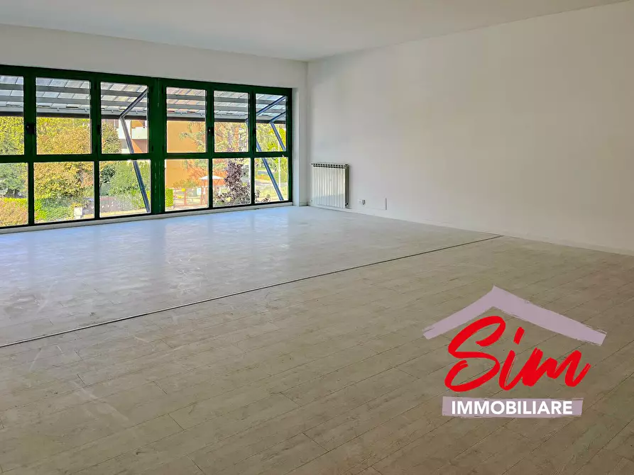 Immagine 17 di Locale commerciale in affitto  in via artigianato sn a Novara