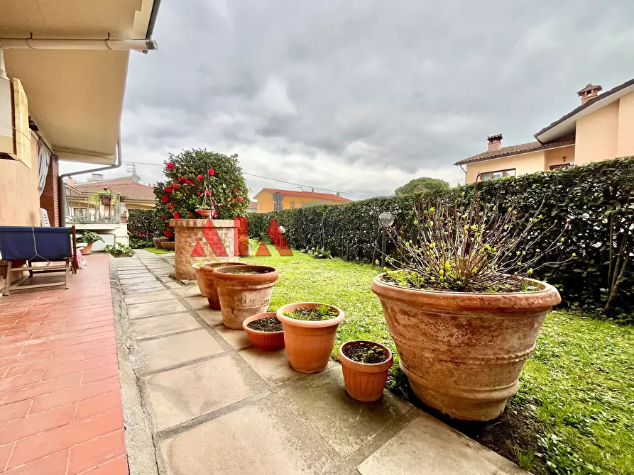 Immagine 27 di Villa in vendita  in Via Sarzanese Valdera a Buti