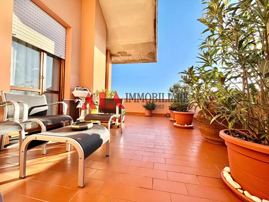 Immagine 13 di Attico in vendita  in Via Vittorio Veneto a Pontedera