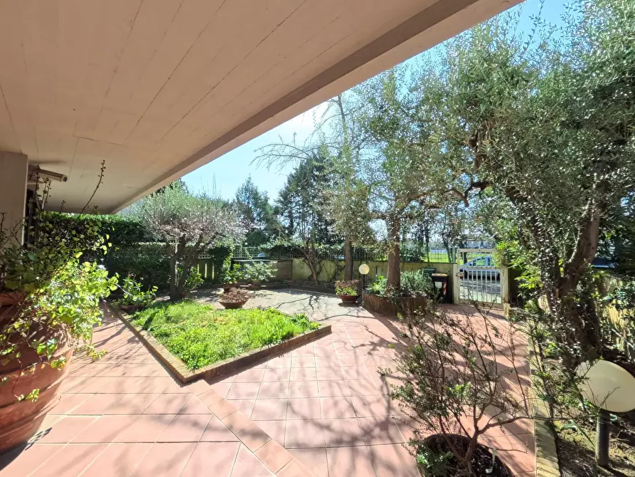 Immagine 21 di Pentalocale in vendita  in Via Alcide de Gasperi 43 a Pontedera