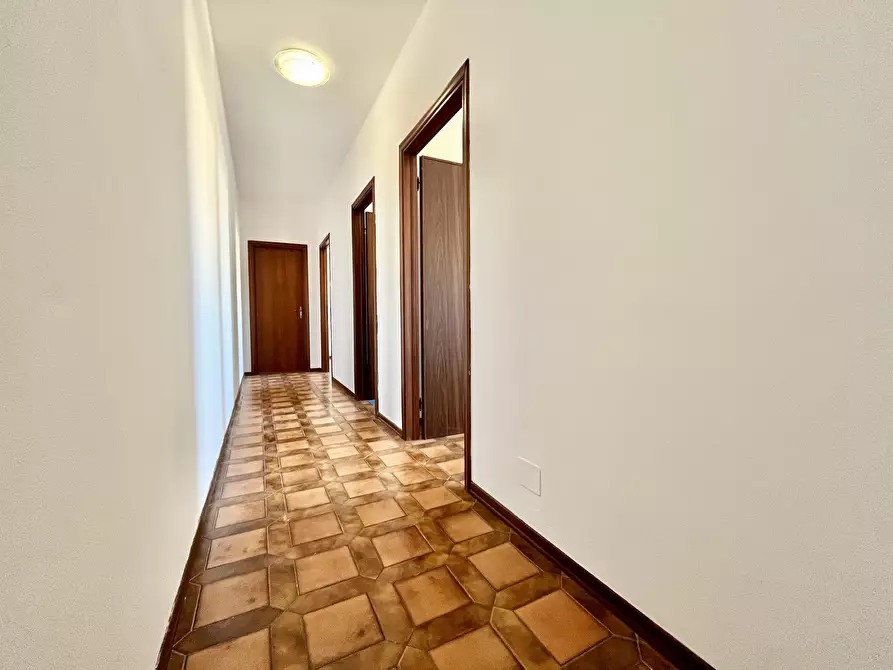 Immagine 8 di Quadrilocale in vendita  in Via Fratelli Bandiera a Ponsacco
