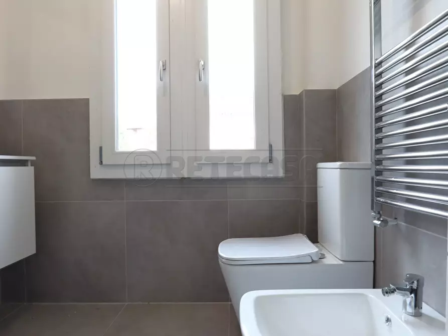 Immagine 10 di Stanza singola in affitto  in corso Padova a Vicenza