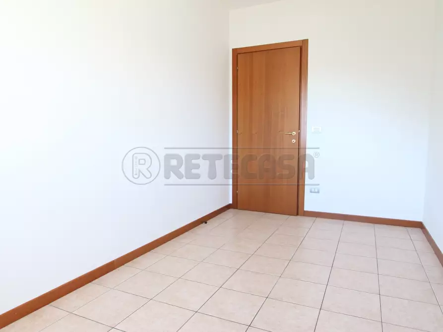 Immagine 8 di Bilocale in vendita  in Via Giovanni Falcone a Barbarano Mossano