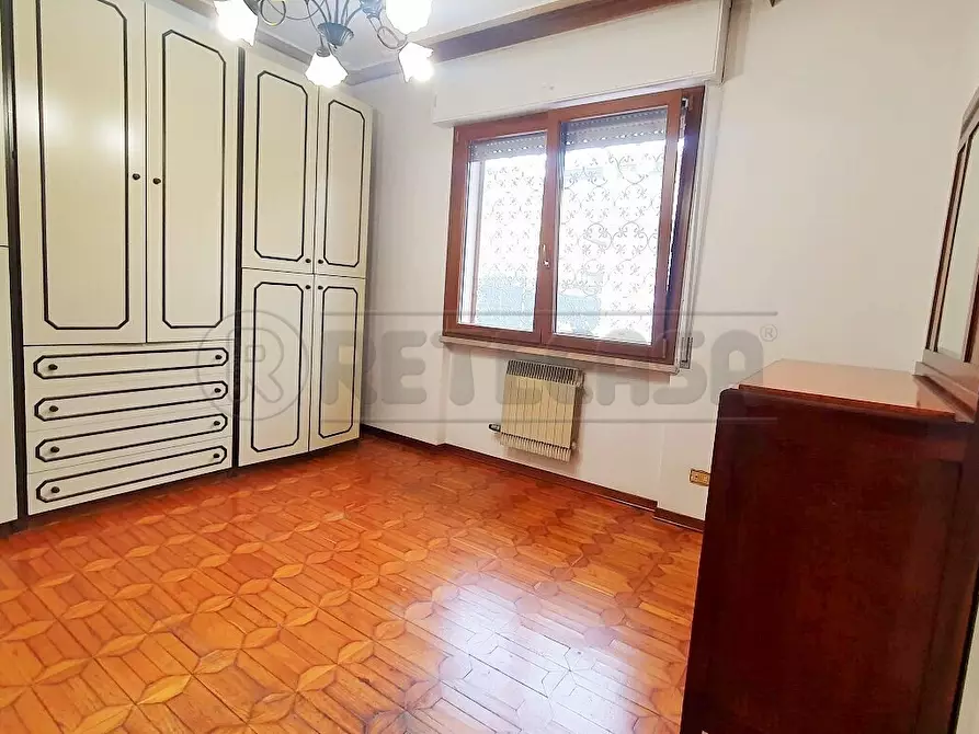 Immagine 14 di Casa bifamiliare in vendita  a Viareggio