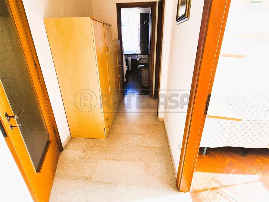 Immagine 16 di Quadrilocale in vendita  in Piazza della Marina 3 a Pescara