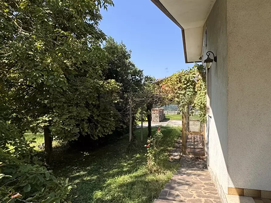 Immagine 15 di Casa indipendente in vendita  a Salzano