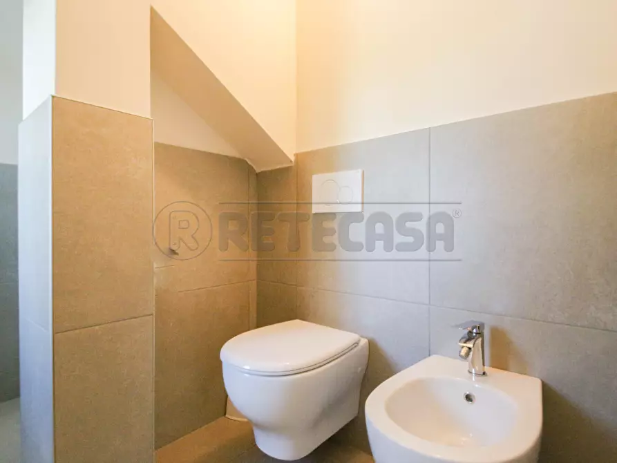 Immagine 9 di Porzione di casa in affitto  in VIA CAPITELLI 23 a Pozzoleone