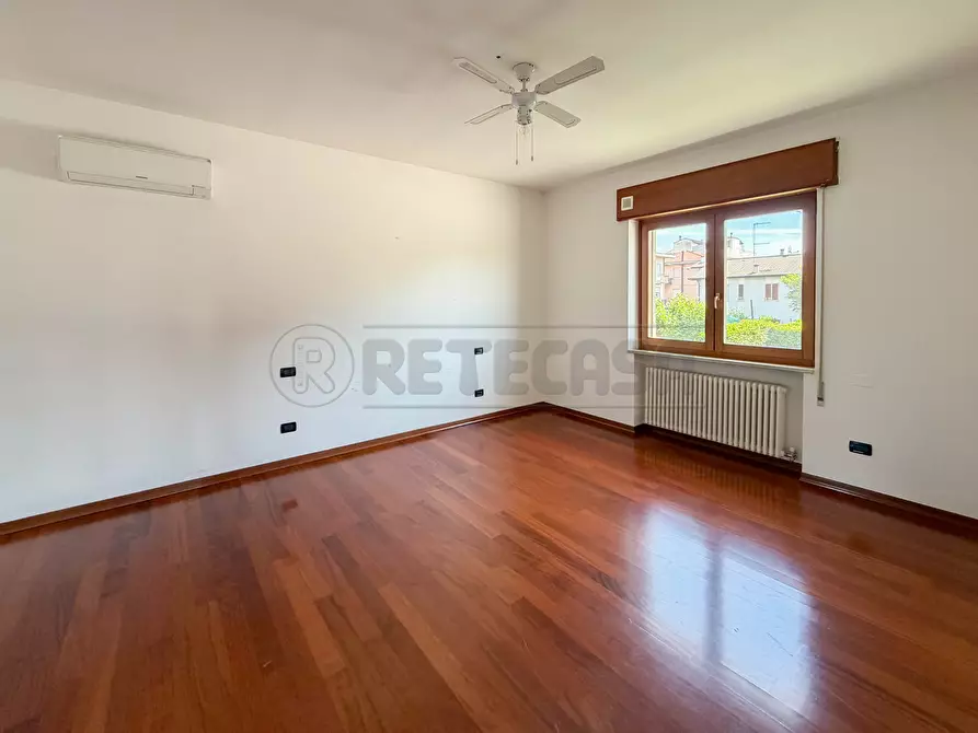 Immagine 51 di Villetta a schiera in vendita  in Via Carducci a Monticello Conte Otto
