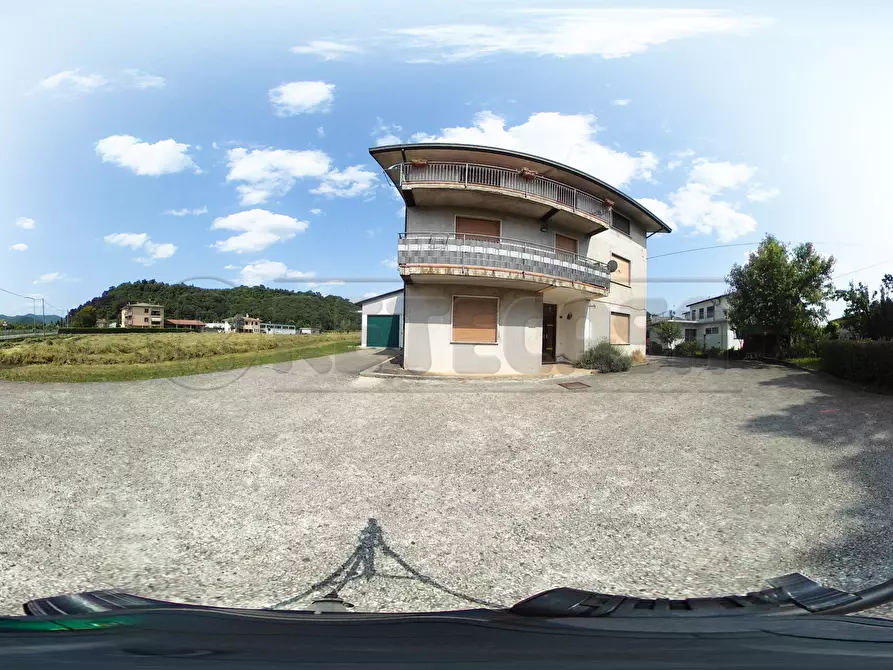 Immagine 35 di Trilocale in vendita  in Via Peschiera dei Muzzi a Sovizzo