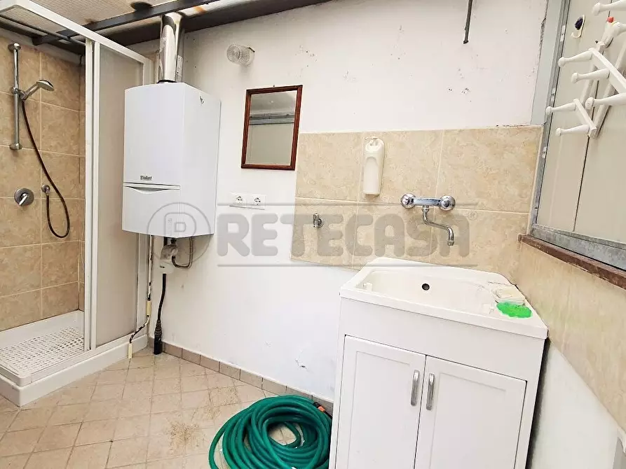 Immagine 11 di Casa bifamiliare in vendita  a Viareggio