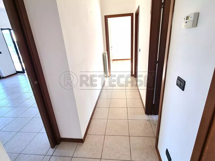 Immagine 12 di Trilocale in affitto  a Pescara