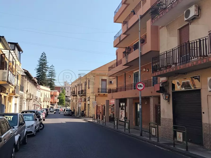 Immagine 5 di Locale commerciale in affitto  in Via Marco Polo 268 a Messina