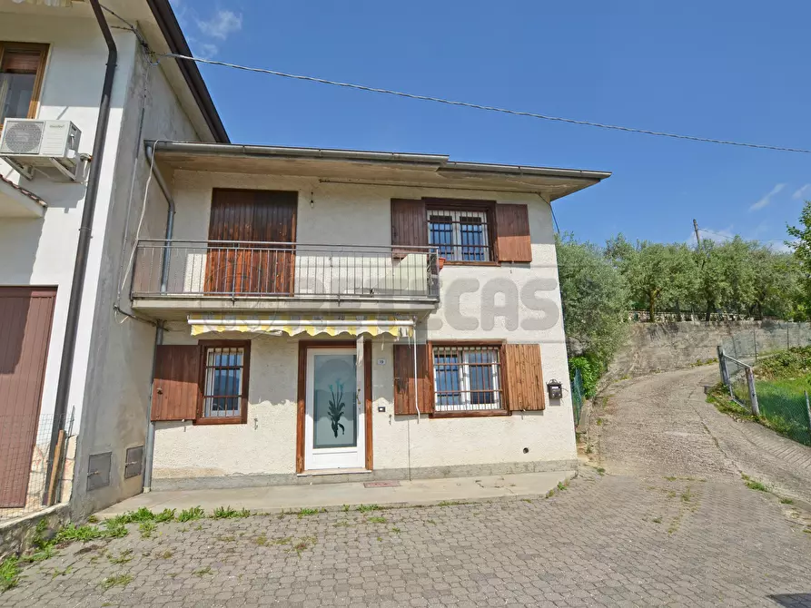 Immagine 2 di Casa semindipendente in vendita  in Via Pederiva 31 a Castelgomberto