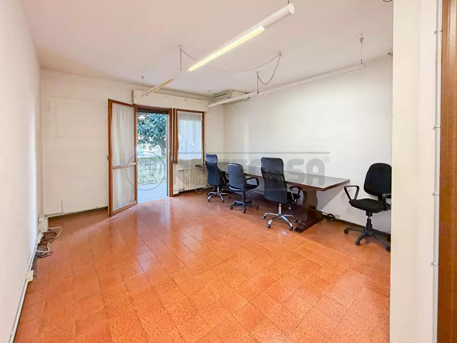 Immagine 17 di Trilocale in vendita  in Via Giacomo Puccini a Altavilla Vicentina