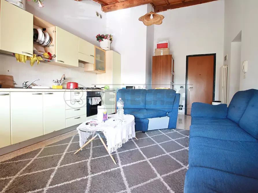 Immagine 3 di Bilocale in vendita  in Via Canova 6 a Gambellara