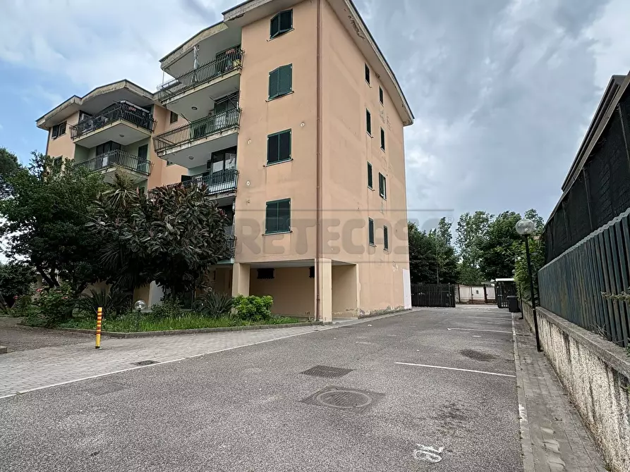 Immagine 30 di Pentalocale in vendita  in Via de Sanctis a Marcianise