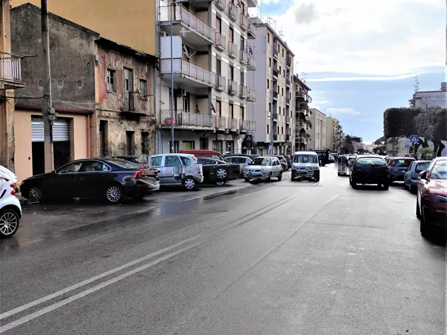 Immagine 1 di Capannone industriale in affitto  in Via Pietro Castelli 108 a Messina