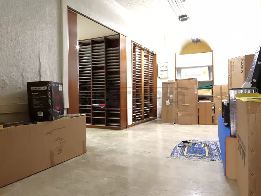 Immagine 6 di Locale commerciale in vendita  in Contrà S.S.Apostoli 35 a Vicenza