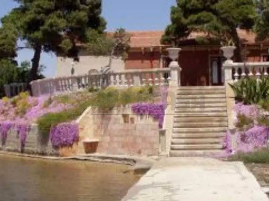 Immagine 4 di Villa in vendita  a Marsala