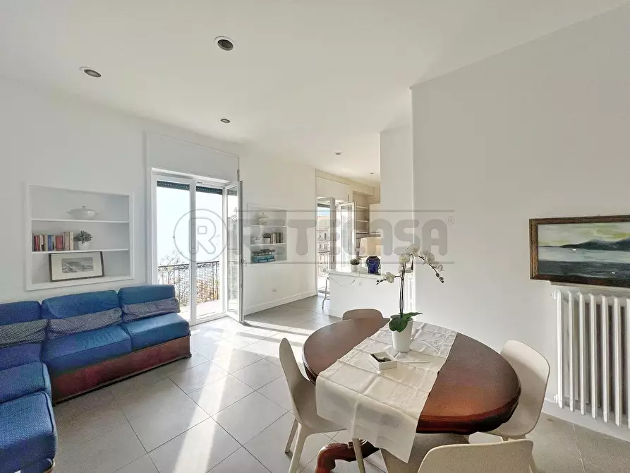 Immagine 15 di Quadrilocale in affitto  in Lungomare Cristoforo Colombo 39 a Salerno