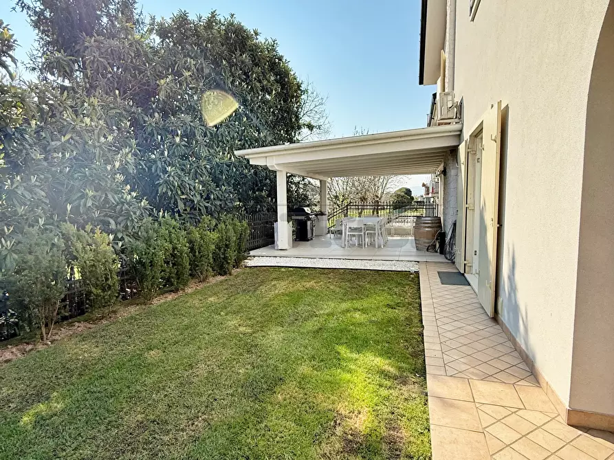 Immagine 3 di Porzione di casa in vendita  a Arzignano