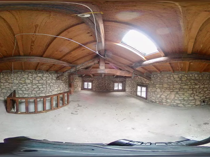 Immagine 23 di Rustico / casale in vendita  in Via Valle a Sovizzo