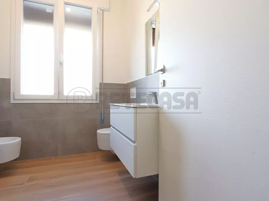 Immagine 25 di Stanza singola in affitto  in via F. Firoetti 12 a Vicenza