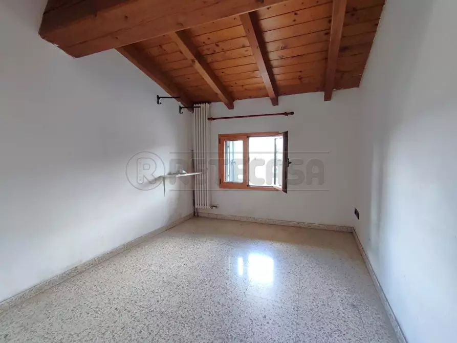 Immagine 9 di Appartamento in vendita  in Via Canova 6 a Gambellara