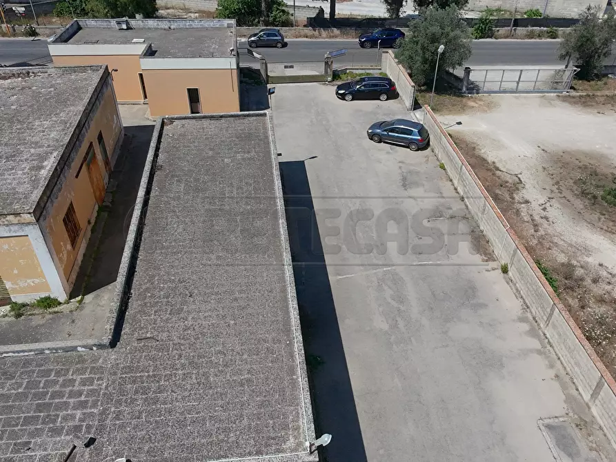 Immagine 4 di Laboratorio in vendita  in Via Neviano 37 a Seclì