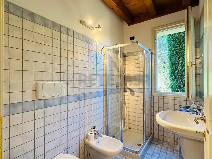 Immagine 15 di Appartamento in affitto  in Via del torchio a Manerba Del Garda