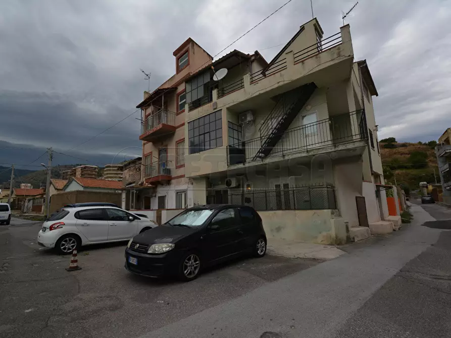Immagine 16 di Trilocale in vendita  in Via Molino 11 a Messina