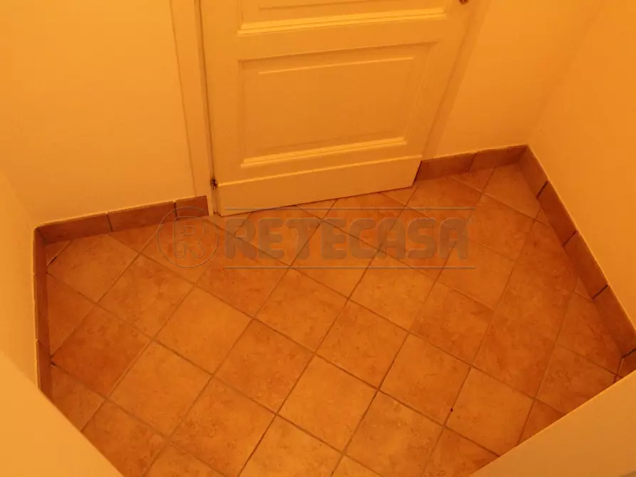 Immagine 8 di Locale commerciale in affitto  in Via Giovanni Gradenigo 2 a Padova