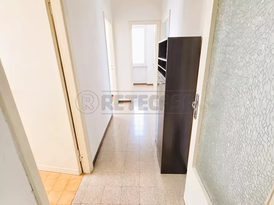 Immagine 10 di Trilocale in vendita  in Via Gioacchino da Fiore 11 a Pescara