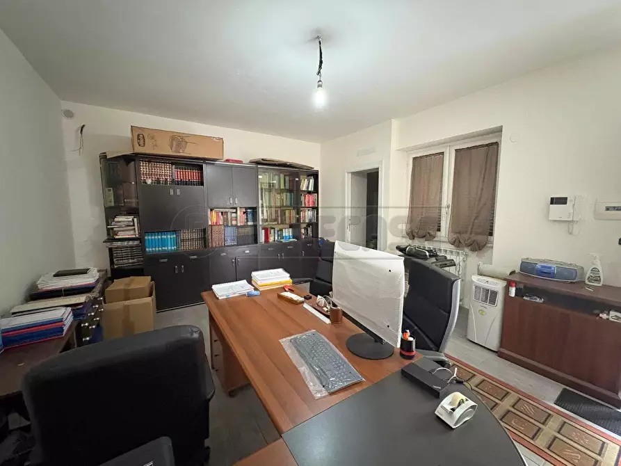 Immagine 46 di Pentalocale in vendita  a Marcianise