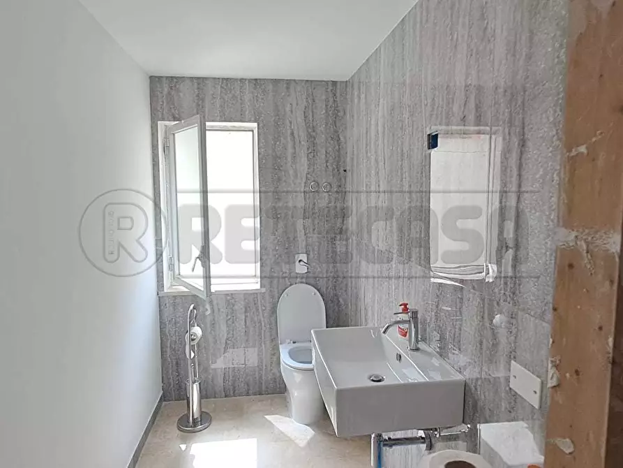 Immagine 15 di Ufficio in vendita  in Via Francesco Crispi snc a Marsala