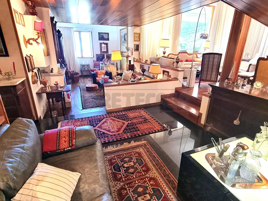 Immagine 7 di Villa in vendita  a Montesilvano