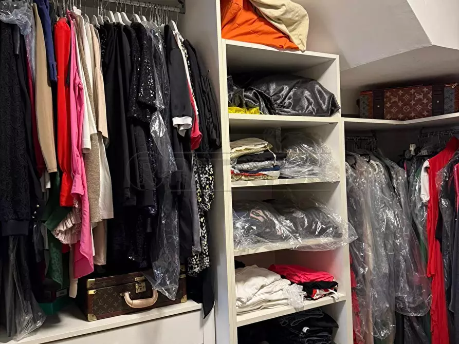 Immagine 23 di Casa bifamiliare in vendita  in Via Giulio Cesare 2 a Desenzano Del Garda