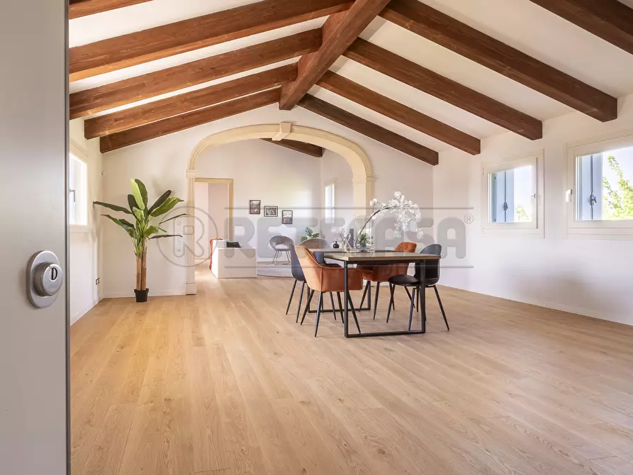 Immagine 3 di Bilocale in vendita  in Via Zuccola 37 a Bolzano Vicentino