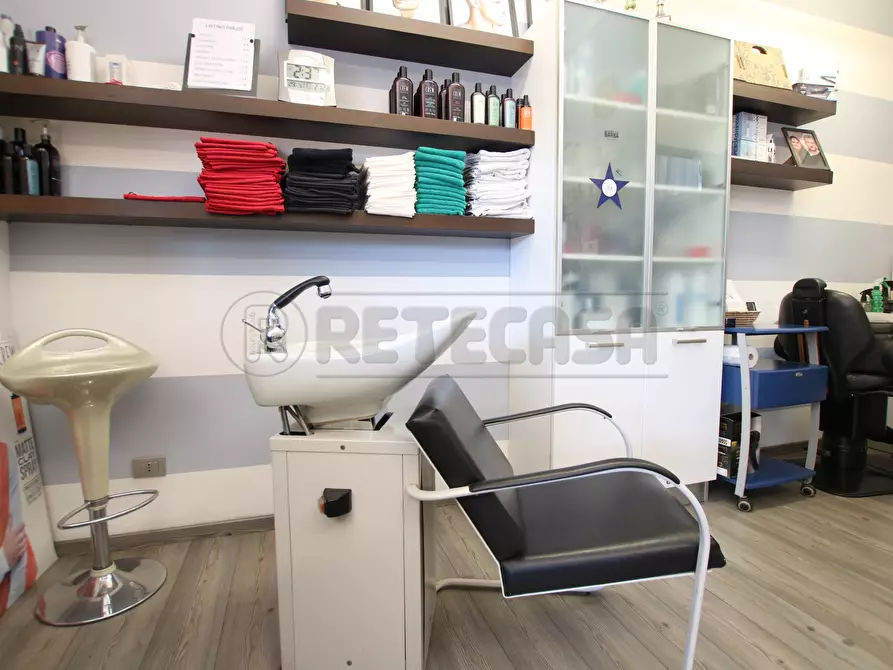 Immagine 11 di Attività commerciale in vendita  in Via Monte Lungo a Arcugnano