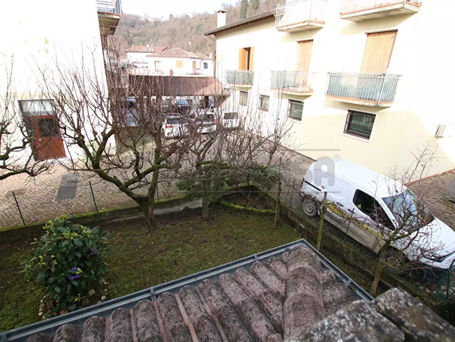 Immagine 19 di Porzione di casa in vendita  a Arcugnano