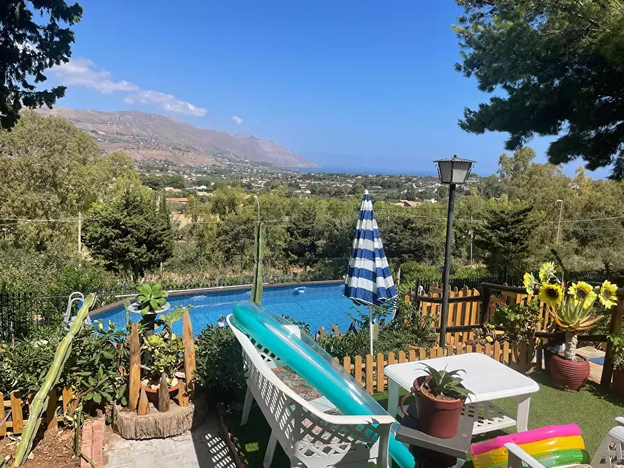 Immagine 35 di Villa in vendita  a Castellammare Del Golfo