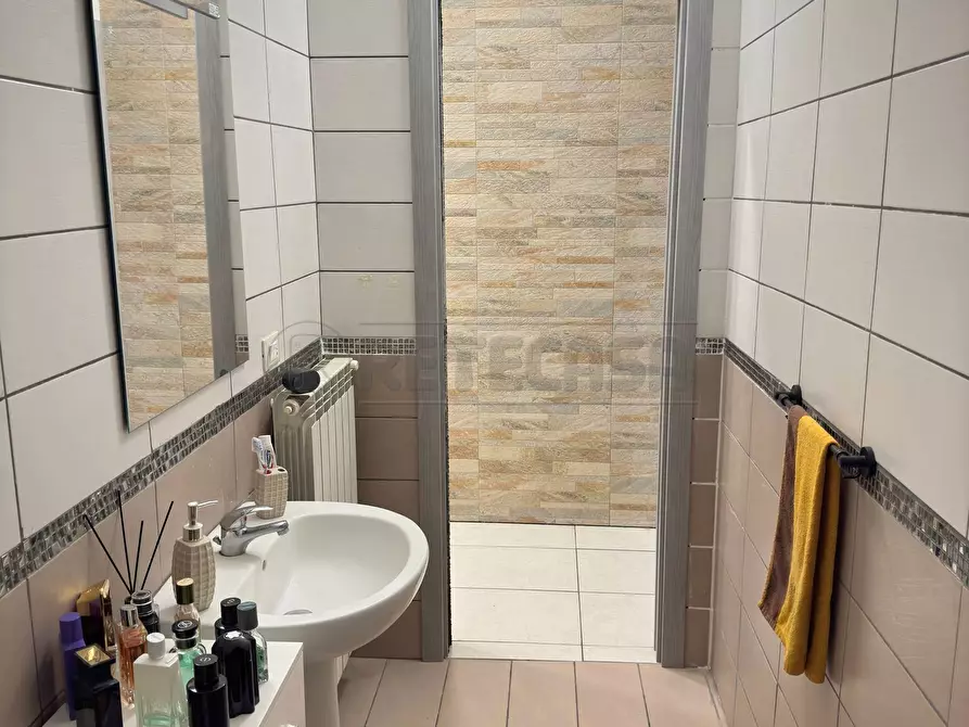 Immagine 8 di Appartamento in vendita  a Marcianise