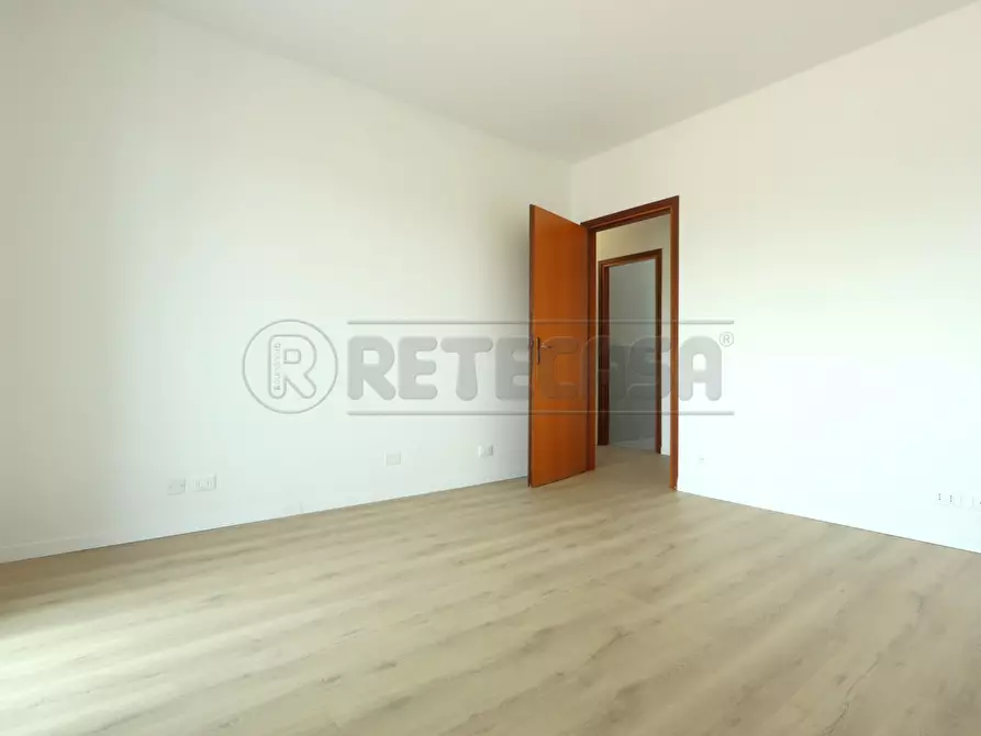 Immagine 33 di Attico in affitto  in Via Cimone 9 a Vicenza