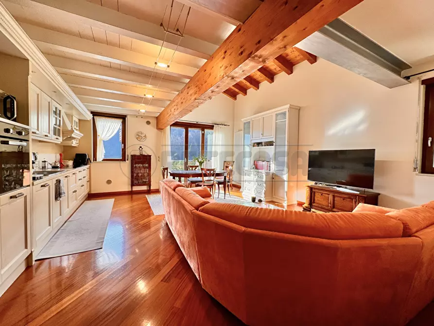 Immagine 10 di Appartamento in vendita  in Via Magaraggia 1 a Valdagno